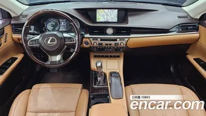 Lexus ES, 2018 — миниатюра 9
