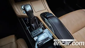 Lexus ES, 2018 — миниатюра 11