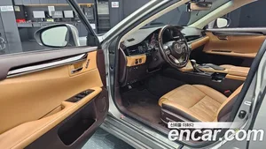 Lexus ES, 2018 — миниатюра 12