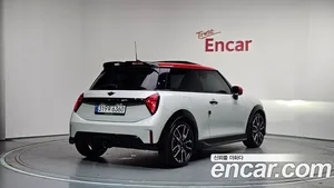 Mini Cooper, 2025 — миниатюра 2