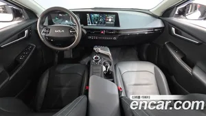 Kia EV6, 2022 — миниатюра 10