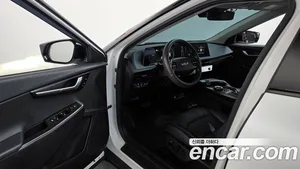 Kia EV6, 2022 — миниатюра 13