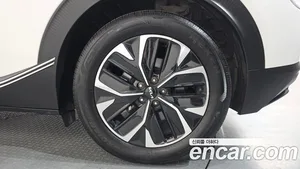 Kia EV6, 2022 — миниатюра 7