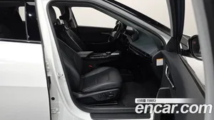 Kia EV6, 2022 — миниатюра 16