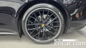 Porsche Panamera, 2023 — миниатюра 7