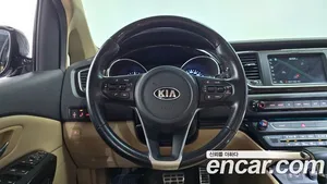Kia Carnival, 2018 — миниатюра 20