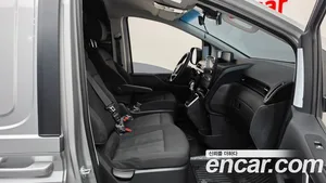 Hyundai Staria, 2025 — миниатюра 16