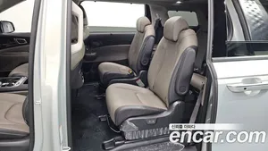 Kia Carnival, 2024 — миниатюра 17