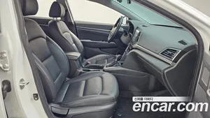 Hyundai Avante, 2018 — миниатюра 17