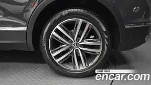 Volkswagen Tiguan, 2022 — миниатюра 4