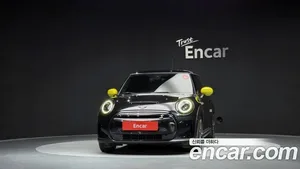 Mini Cooper, 2023 — миниатюра 3