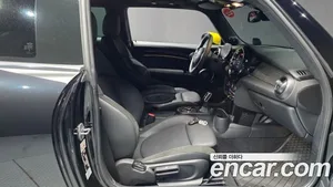 Mini Cooper, 2023 — миниатюра 17