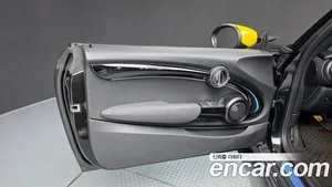 Mini Cooper, 2023 — миниатюра 14