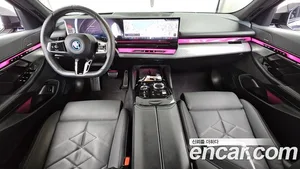BMW 5-Series, 2025 — миниатюра 10