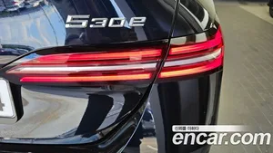 BMW 5-Series, 2025 — миниатюра 9