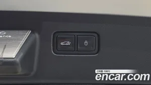 Genesis GV60, 2022 — миниатюра 16