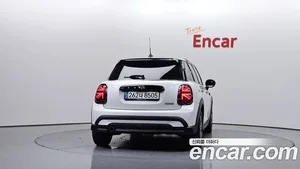 Mini Cooper, 2023 — миниатюра 4