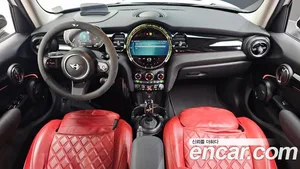 Mini Cooper, 2023 — миниатюра 10