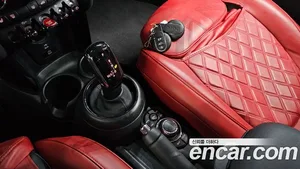 Mini Cooper, 2023 — миниатюра 12