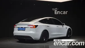 Tesla Model 3, 2024 — миниатюра 2