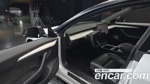 Tesla Model 3, 2022 — миниатюра 10