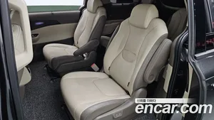 Kia Carnival, 2023 — миниатюра 17
