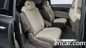 Kia Carnival, 2023 — миниатюра 18