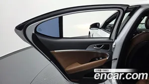 Genesis G70, 2020 — миниатюра 15