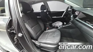 Kia Niro, 2020 — миниатюра 15