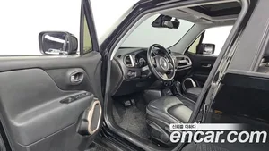 Jeep Renegade, 2017 — миниатюра 10