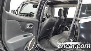 Jeep Renegade, 2017 — миниатюра 11