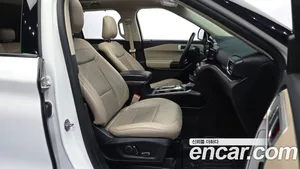 Ford Explorer, 2019 — миниатюра 17