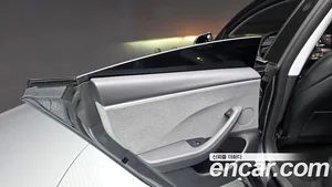 Tesla Model 3, 2024 — миниатюра 14