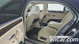 Bentley Flying Spur, 2017 — миниатюра 12