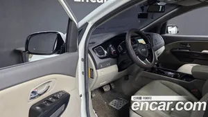 Kia Carnival, 2015 — миниатюра 13