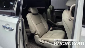 Kia Carnival, 2015 — миниатюра 18