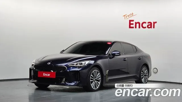 Kia Stinger, 2018 — фото автомобиля из Кореи