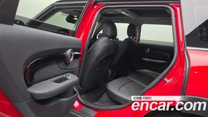 Mini Clubman, 2023 — миниатюра 23