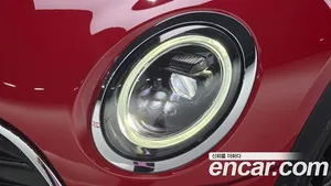 Mini Clubman, 2023 — миниатюра 8
