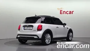 Mini Cooper, 2023 — миниатюра 2