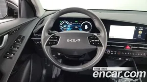 Kia Niro, 2023 — миниатюра 19