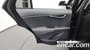 Kia Niro, 2023 — миниатюра 15