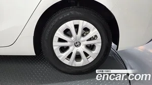 Toyota Prius, 2022 — миниатюра 6