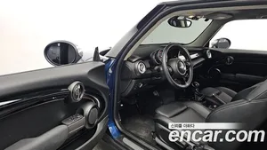 Mini Cooper, 2018 — миниатюра 12