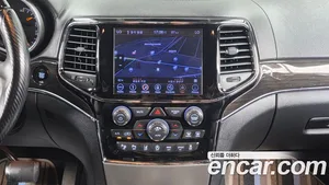Jeep Cherokee, 2019 — миниатюра 14