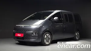 Hyundai Staria, 2023 — миниатюра 1