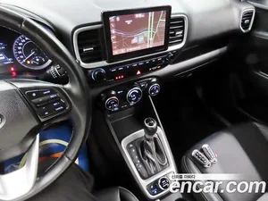 Hyundai Venue, 2022 — миниатюра 11