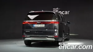Kia Carnival, 2023 — миниатюра 4