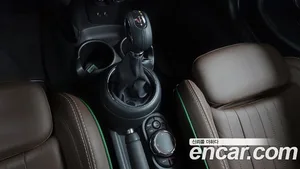 Mini Cooper, 2019 — миниатюра 11