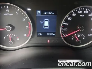 Kia Stonic, 2018 — миниатюра 14